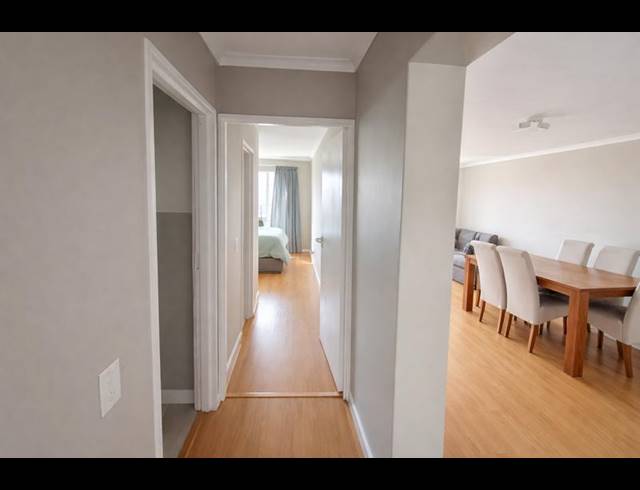 2 BEDROOM PROPERTY TO RENT IN VREDEHOEK
